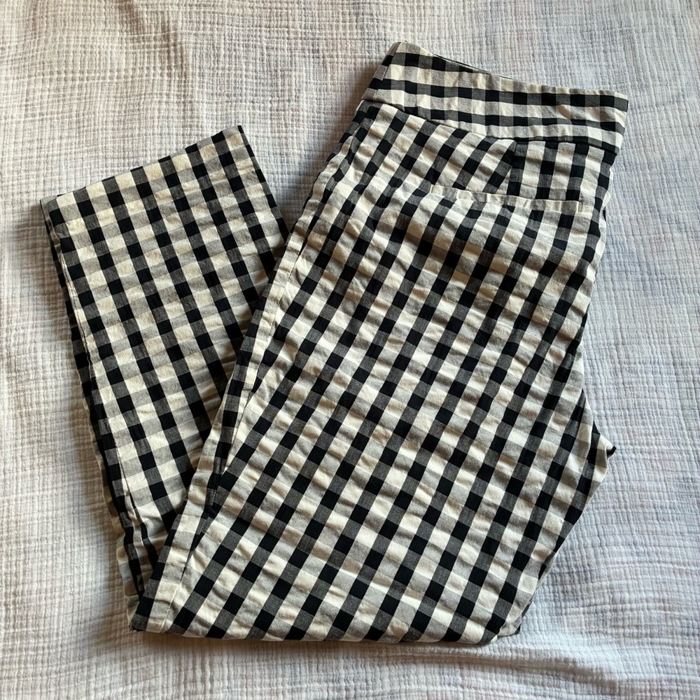 LOFT Black and White Gingham Capris